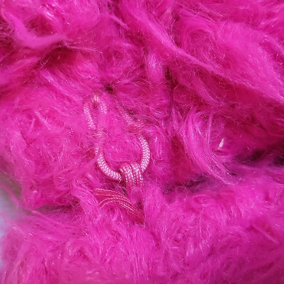 Fushia teddy jacket 3/4 length. Hook closure.  2 front pockets. NEW - Picture 7 of 12